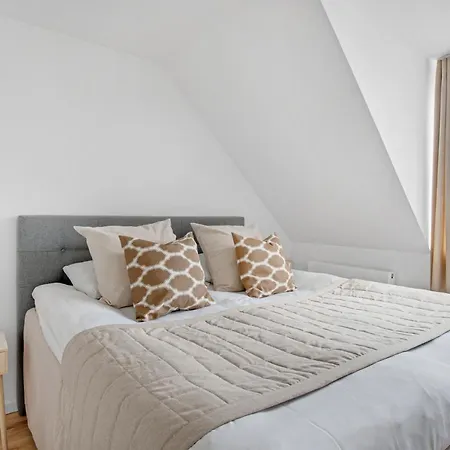 Sanders Regent - Adorable One-bedroom Near Square Apartment Copenhagen