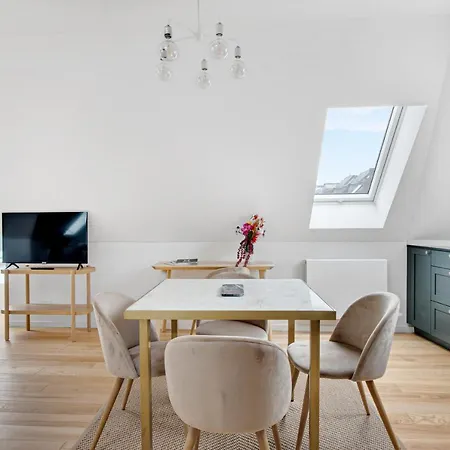 Sanders Regent - Adorable One-bedroom Near Square * Copenhagen